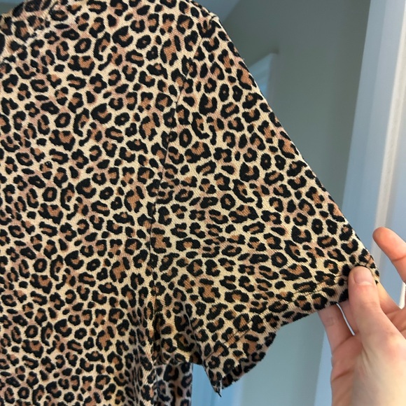 Rene Rolf animal print brown and black size large short sleeve pajama top - Picture 3 of 4